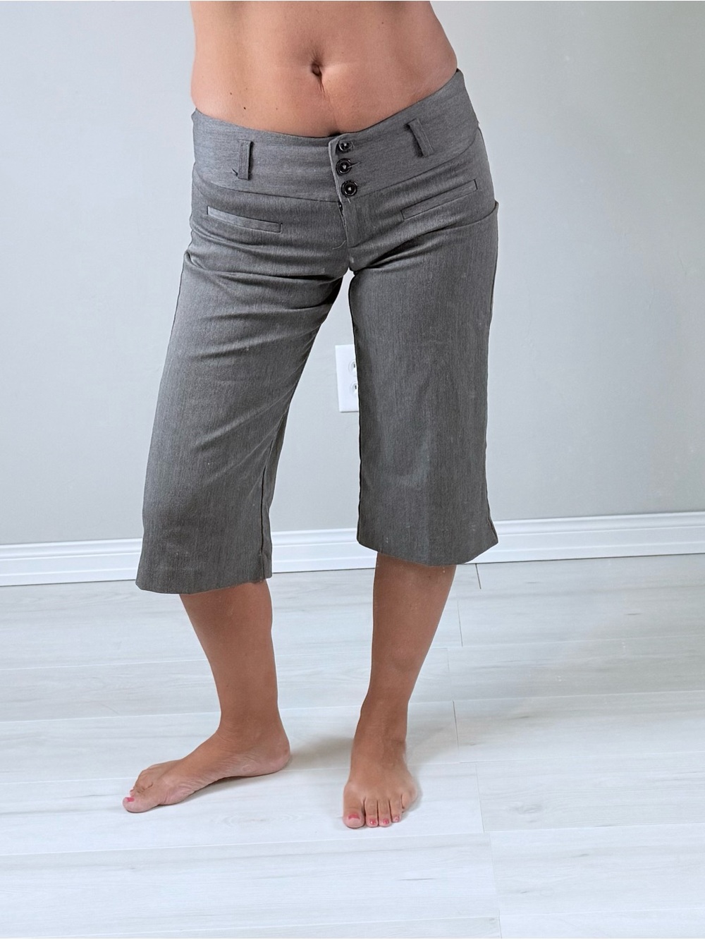 Y2K American Vintage Gray Knee-Length Capri Trousers